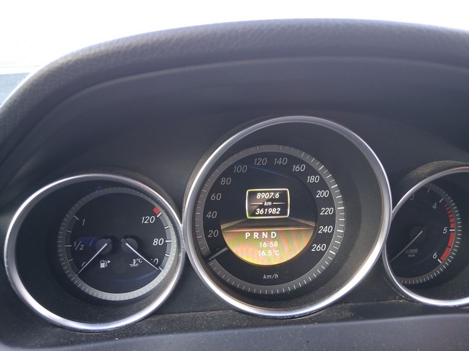 Mercedes Benz  C200cdi