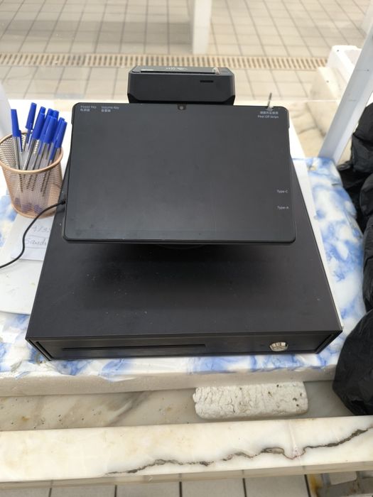 Vendo máquina de facturas como novo