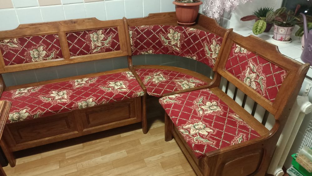 Меблі для кухні(куточок)