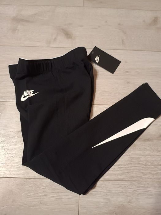 Лосини Nike на дівчинку, зріст 128-137 см