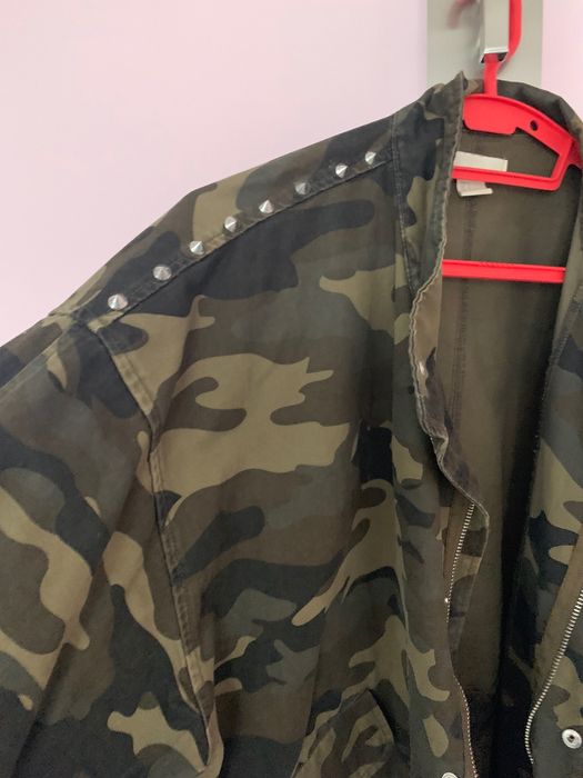 H&M kurtka bluza moro naszywki