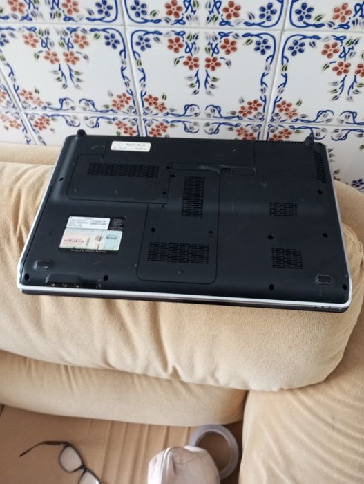 Portátil HP Core i5 funcionando