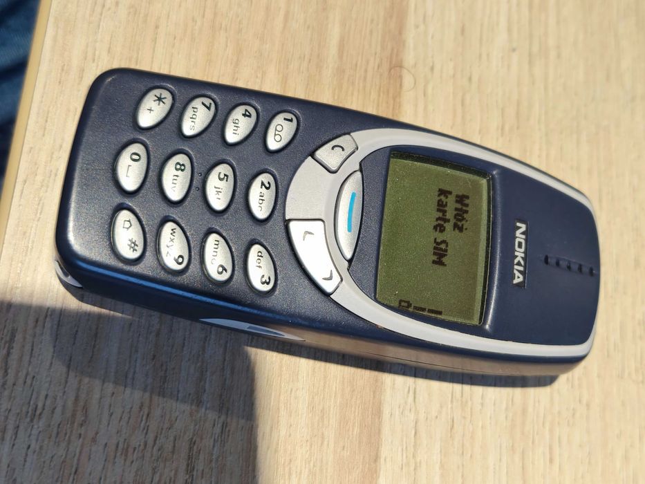NOKIA 3310 kolekcjonerska bez simlocka z łądowarką