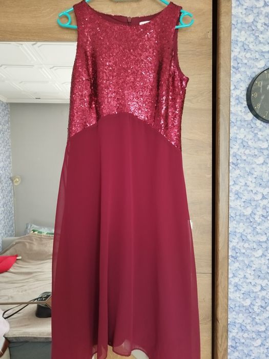 Elegancka sukienka cekiny