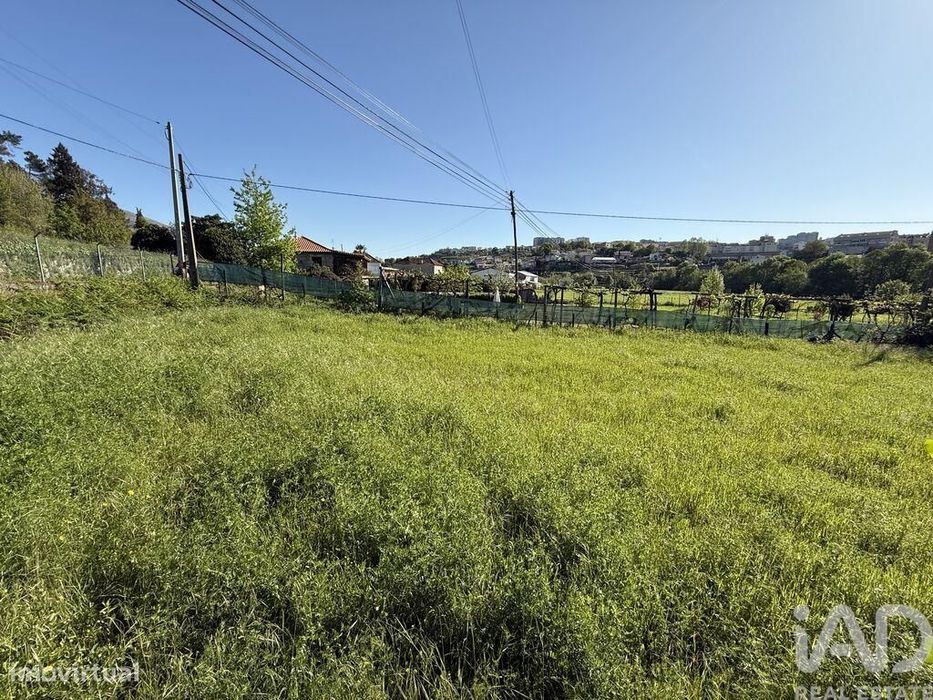 Terreno para construção em Parada de Cunhos de 439,00 m2