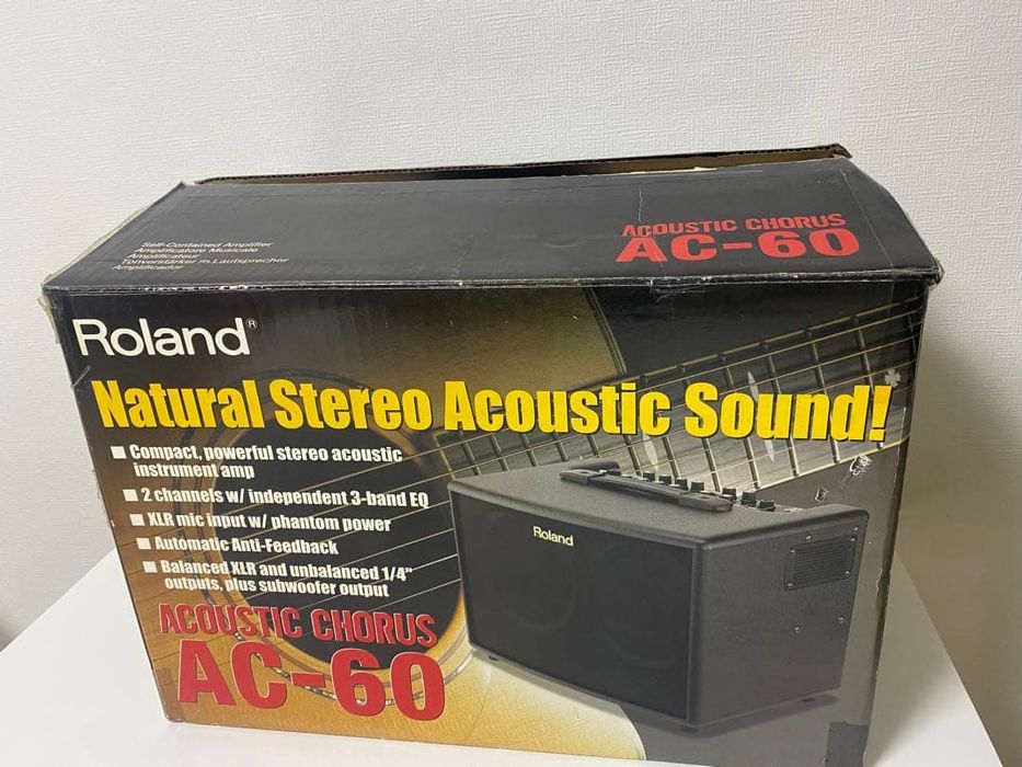 [COMO NOVO] Amplificador Roland AC 60 Chorus