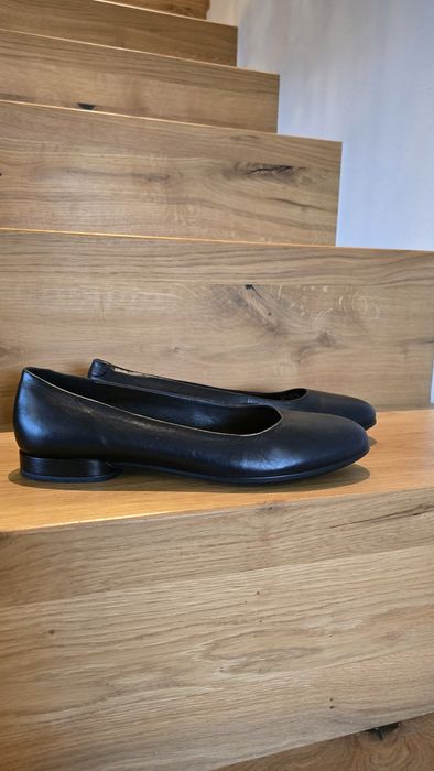 Balerinki Ecco  czarne skórzane 39