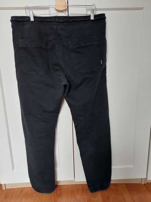 Spodnie Cropp Joggery XXL