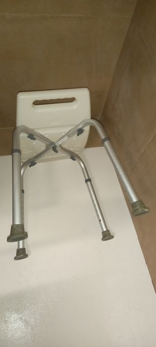 BANCO ajuda para BANHO (ajustável)