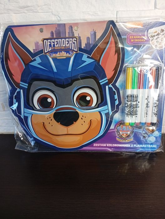 Kolorowanka Chase + mazaki i naklejki Psi Patrol Wielki film