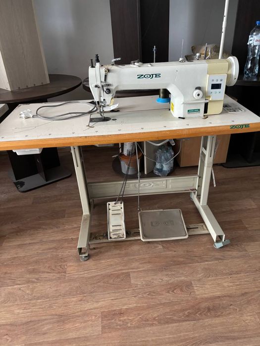 Продам промислові швейні машини ZOJE ZJ0303L-3-BD/02 та Siruba L818D-M1 | Робочий стан