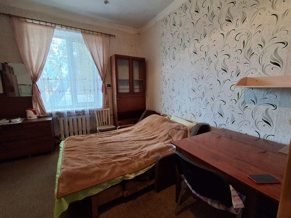продаж кімнати в гуртожитку