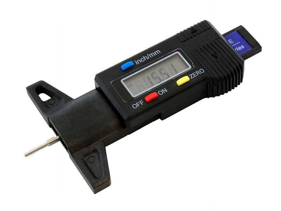 Miernik głębokości bieżnika