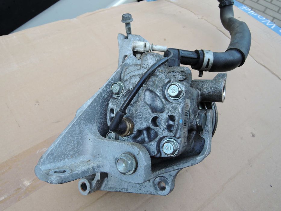 SUBARU WRX IMPREZA Pompa Wspomagania  2.5L STi WRX