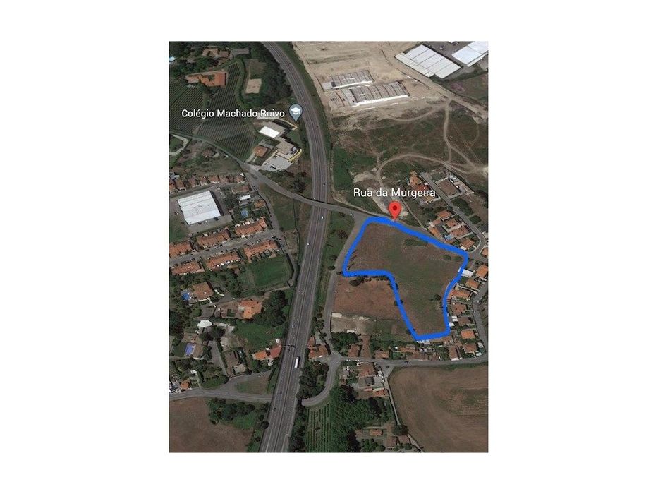 Terreno Misto Urbanizável à Venda em Requião, V.N. Famalicão