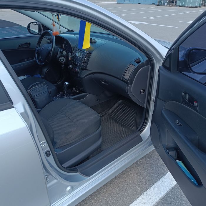 Продам автомобіль Хюндай I 30