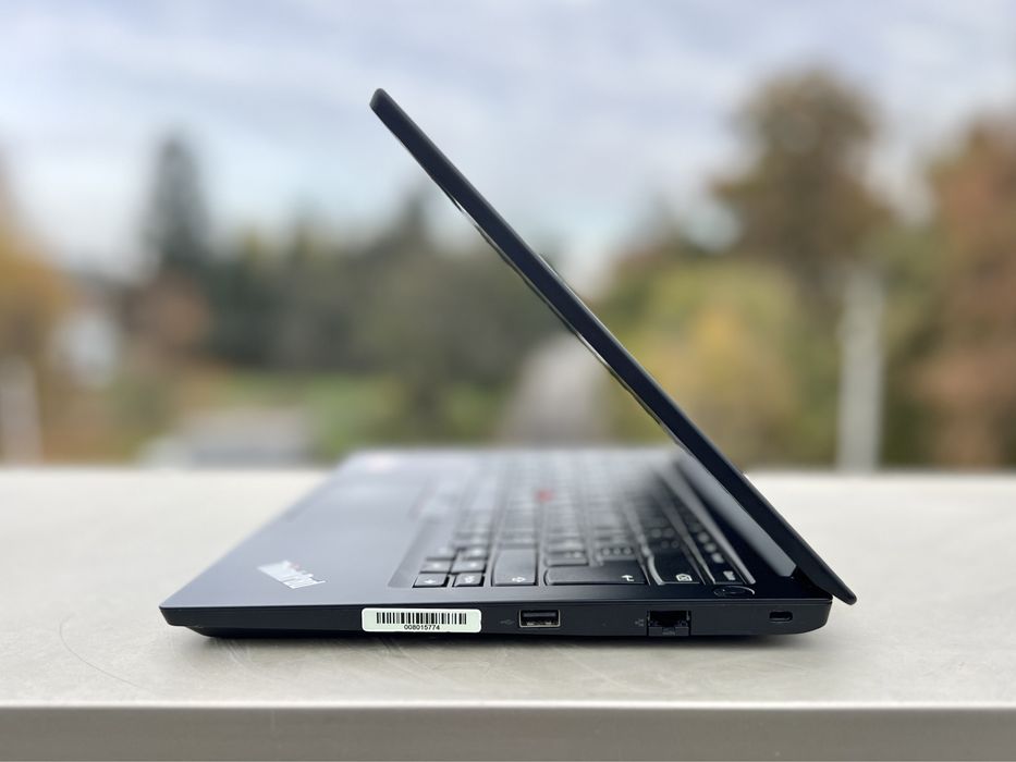Ноутбук Lenovo ThinkPad E14 G3/Ryzen 3 5300U/8GB+SSD 256GB/14"FHD TN
