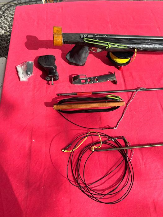 Arma Pesca Submarina Fibra de Carbono + Arpões + Punho