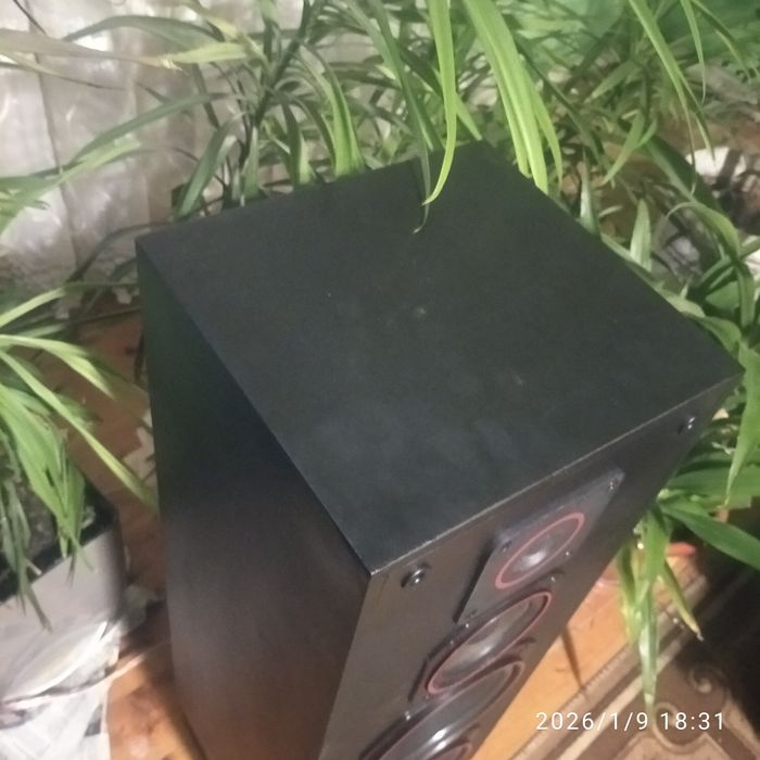 Продам колонки CD 200