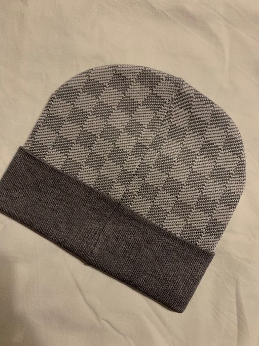 Czapka Louis Vuitton Szara