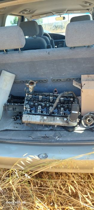 Para peças ou recuperar kia Carnival 2.9TDi 7lugares ano2000 com docum