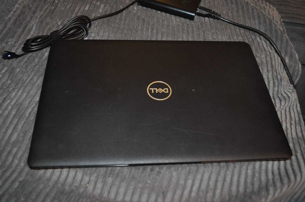 Dell Latitude 3500 i5 16GB 2506b ssd  FHD Wiin11P