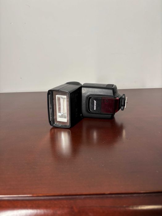 Flash Neewer TT560 Speedlite