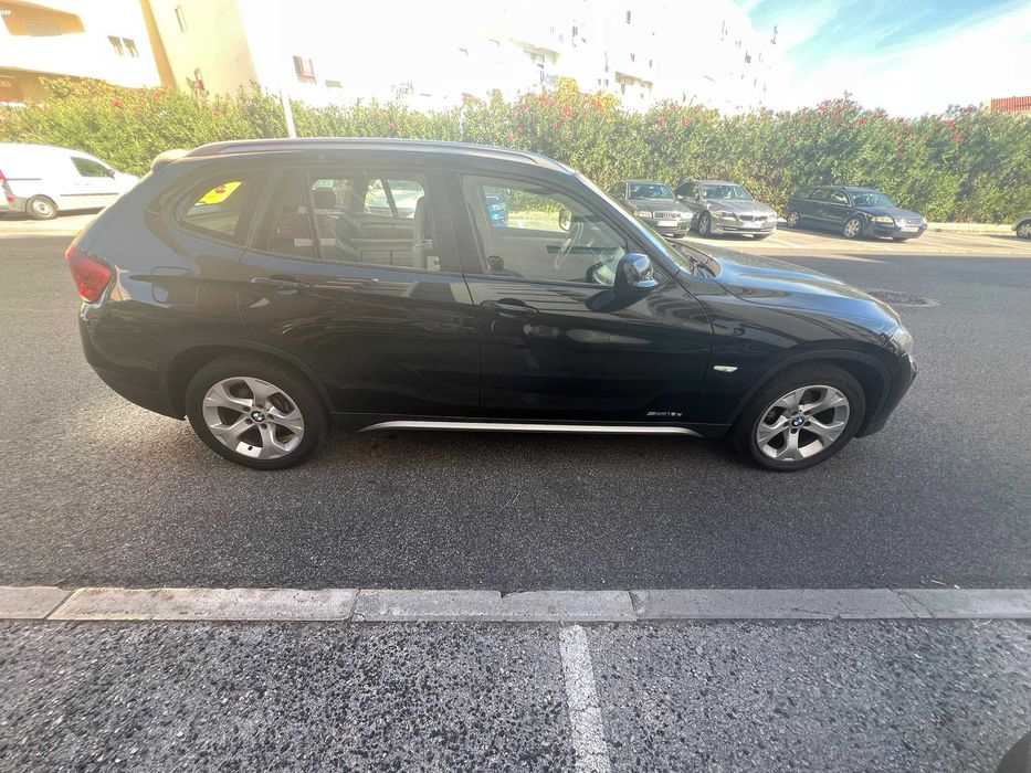 Vendo BMW X1 2010 em óptimo estado