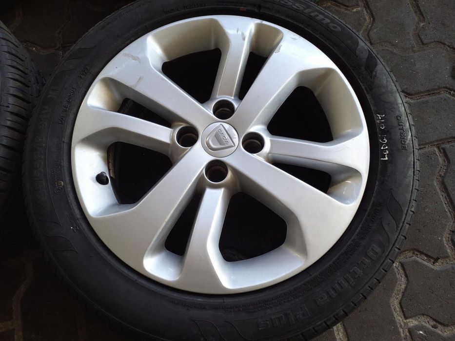 Jantes DACIA R16 com pneus 195/55 furação 4x100