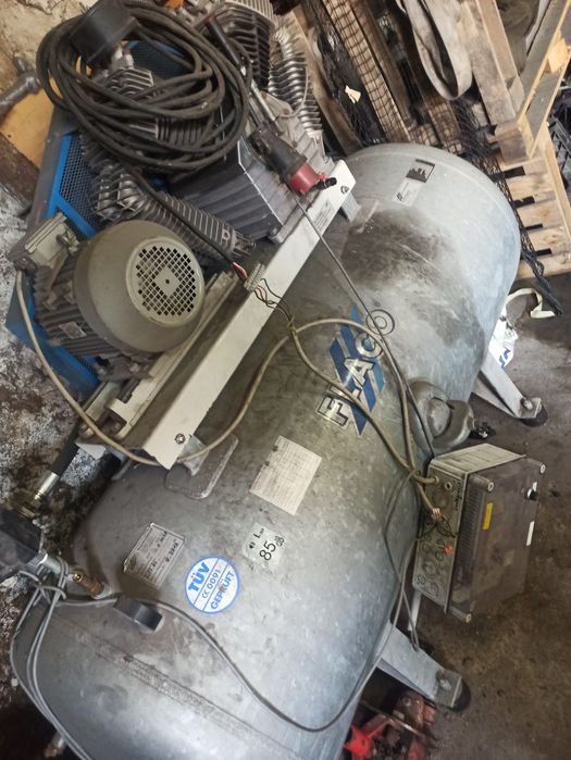 Sprężarka tłokowa FLACO Vkaz 1500/750/10