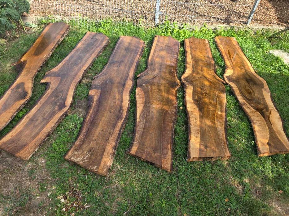 Unikatowe bale deski foszty orzecha włoskiego 250 × 5 cm – piękny rysunek słojów – 6 szt