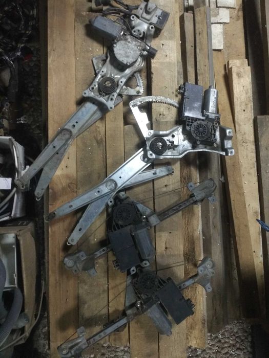 Склопідйомник електричний Опель Омега А