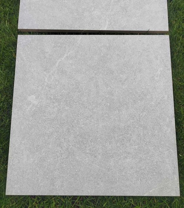 Płyta tarasowa 60x60 20 mm szara INGASTONE LIGHT GREY  zamiast kostki