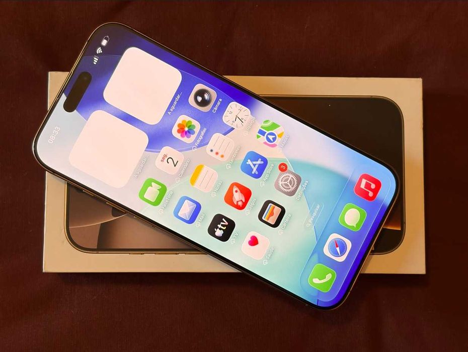 iPhone 16 Pro Max 256GB com bateria a 100%