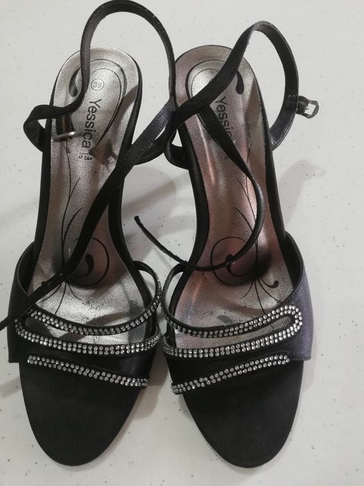 Sandálias cerimónia pretas