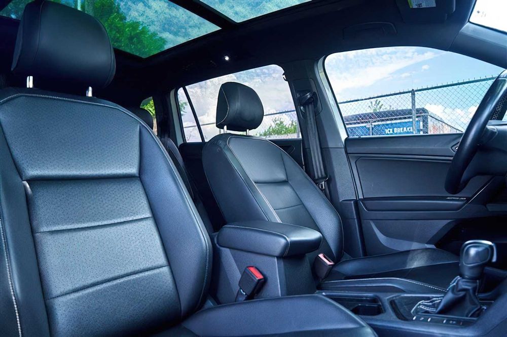 Volkswagen Tiguan      2021