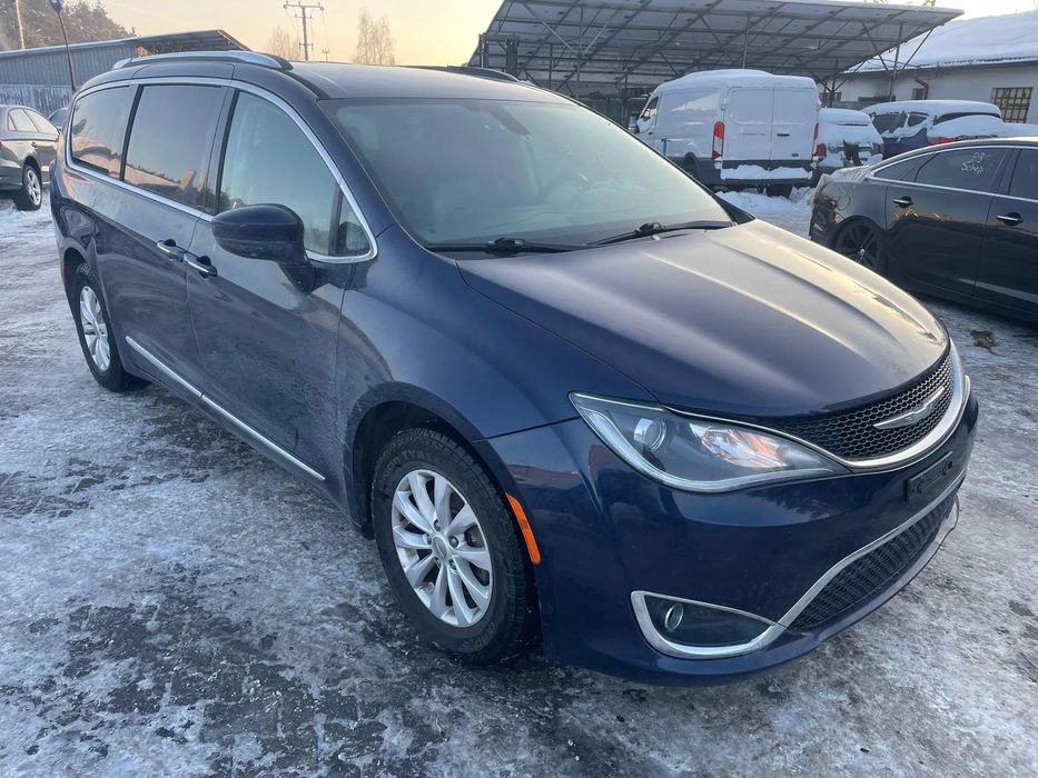 Chrysler Pacifica 2018 Chrysler Pacifica, Touring L - W POLSCE, po opłatach i akcyzie