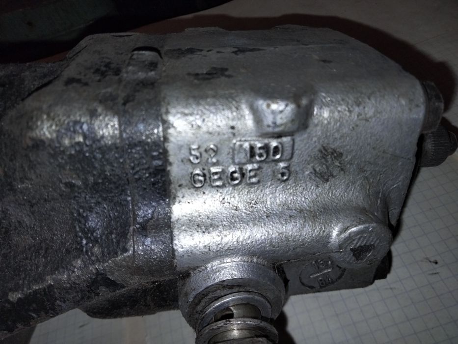 Редуктор керма BMW e28