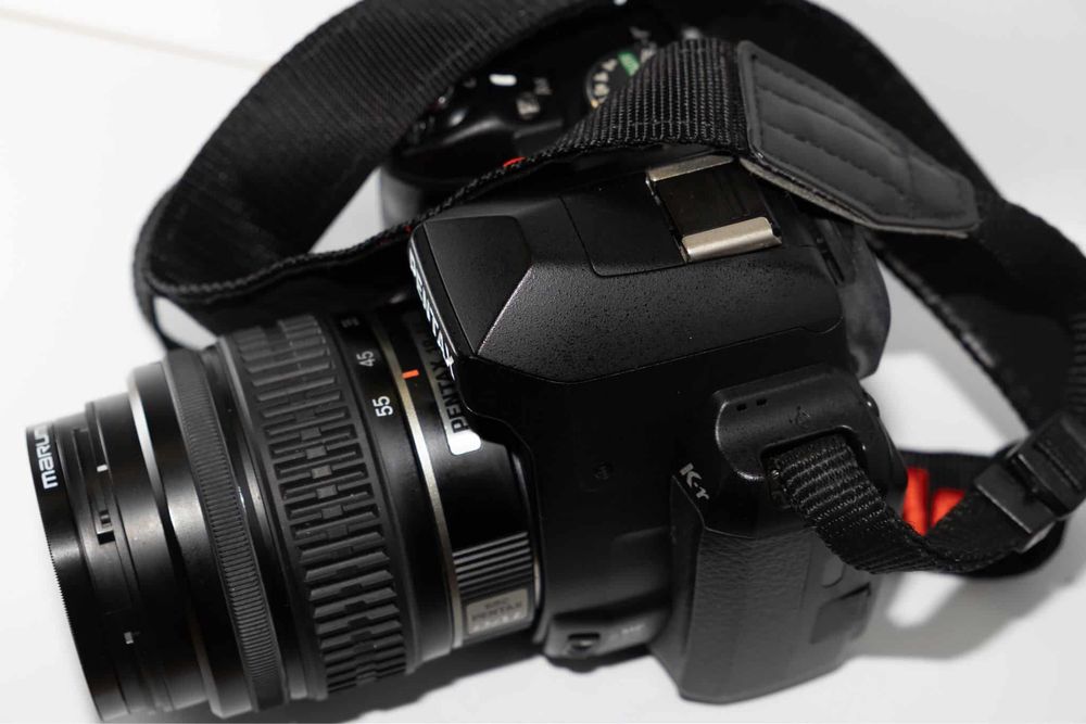 Pentax K-r z obiektywem 18–55