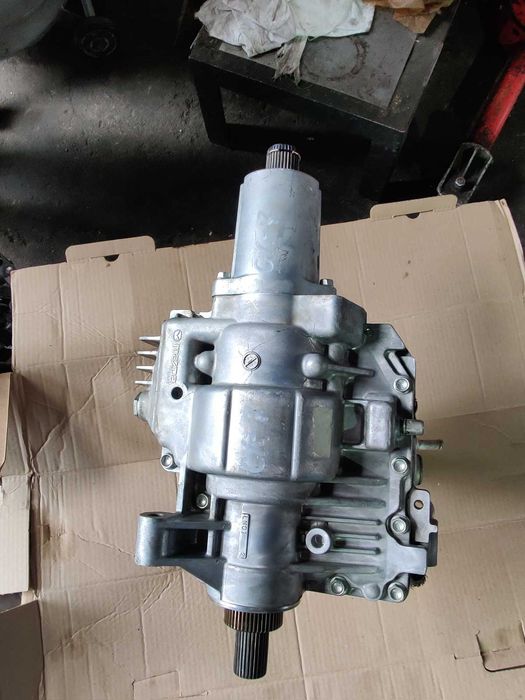 Раздатка CX-7 L3-VDT 2.3T AT LN0327500 R2AA 2.2TDI MT LN0527500