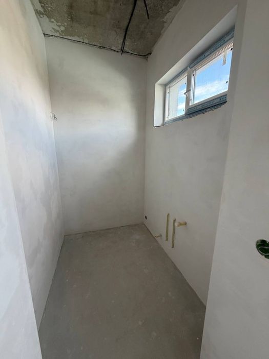 2-км кварт, 54м2, здано, є газ, 2 км до центру, бічна Варшавська