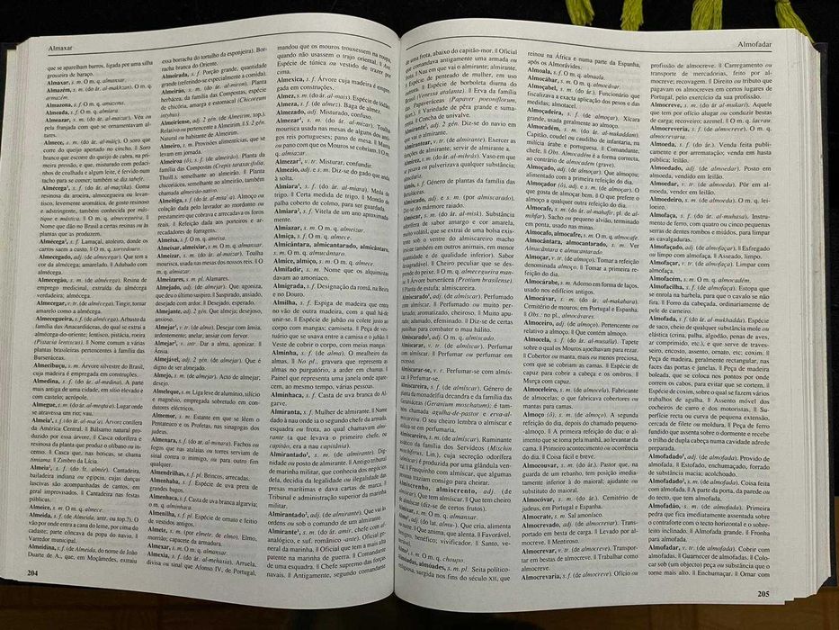 Conjunto Grande Dicionário da Lingua Portuguesa - José