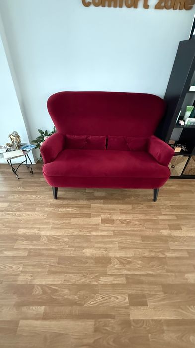 Sofá bordeaux veludo la redoute