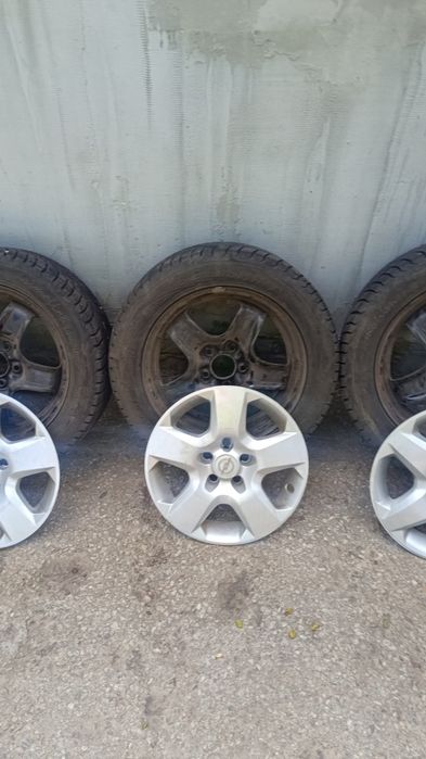 Продам зимние колеса, стояли Опель Зафира В