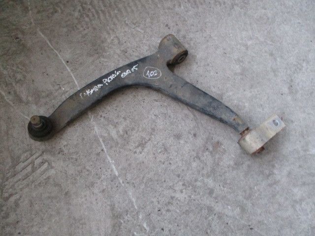 Braço de suspensão frente esquerdo CITROËN Xsara Picasso (N68)