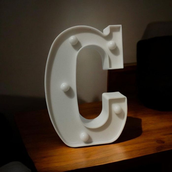 Letra Decorativa Luminosa "C"