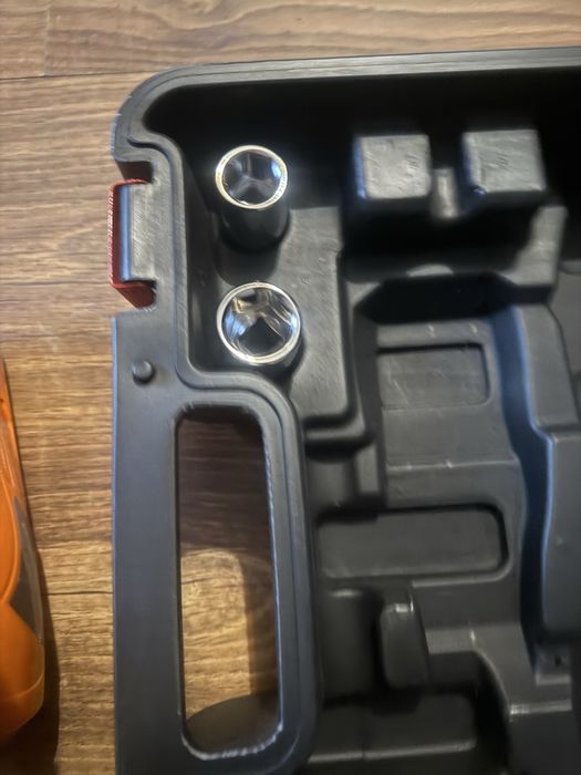 Zestaw elektryczny podnośnik samochodwy 3W1 plus klucz pneumatyczny