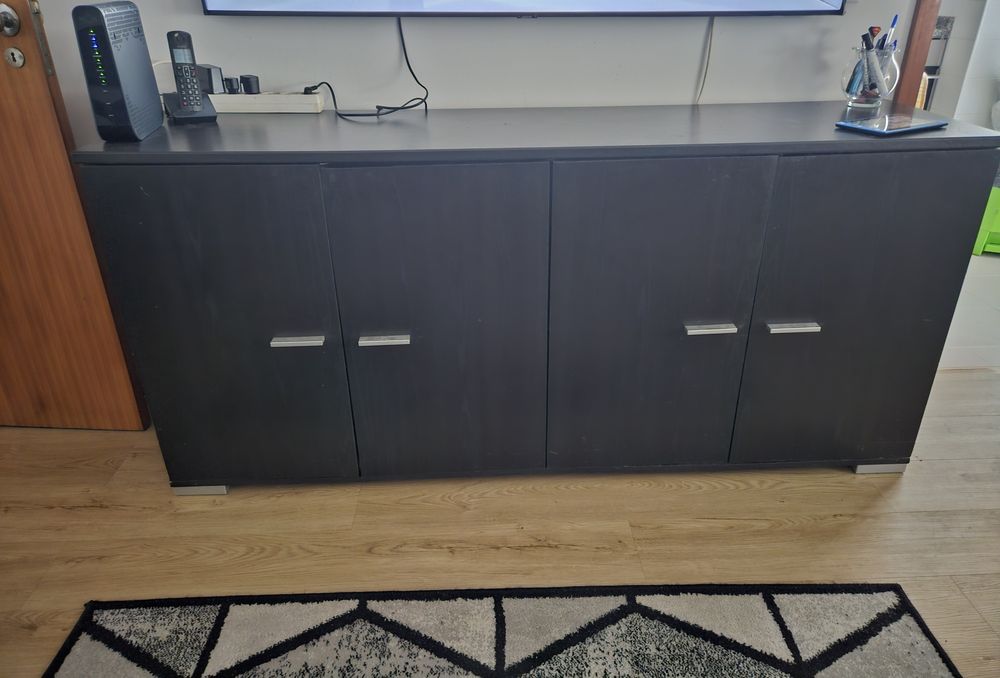 Aparador com arrumação ikea