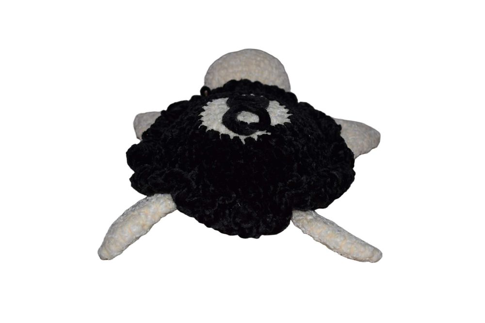 żółw HANDMADE czarna bila robiony na szydełku