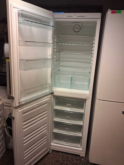 Lodówka Miele ...